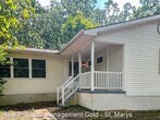 Foto principal - 3 br, 3 bath House - 23150 Gunston Dr.