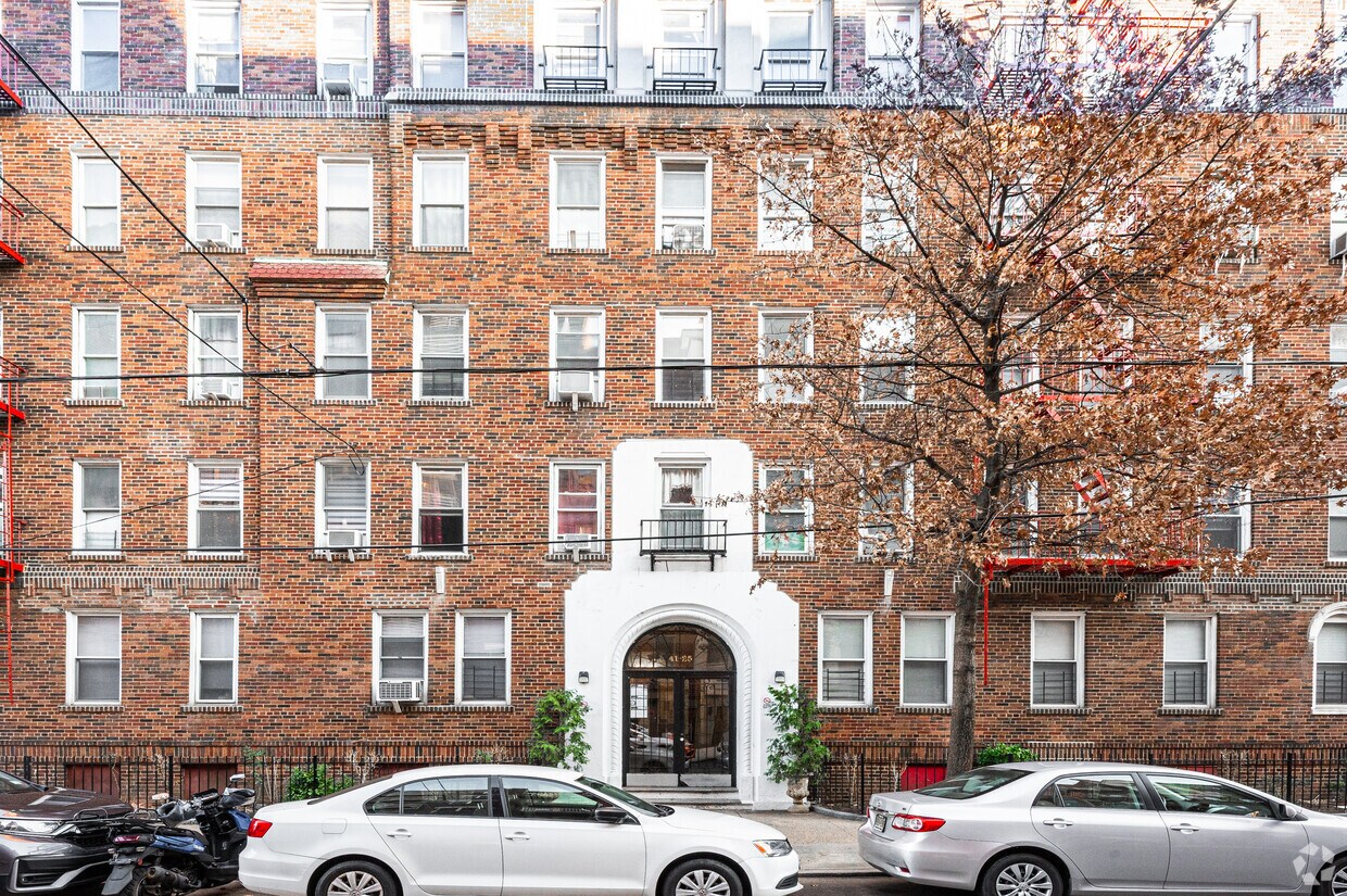 Foto del edificio - 4125 44th St