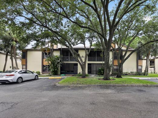 Photo - $2,150 4519 Carambola Cir S #27292 Apartment