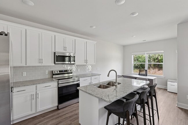 Building Photo - Kindrey Townhomes