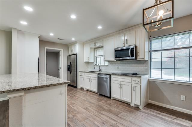 Building Photo - 7274 Yolanda Dr