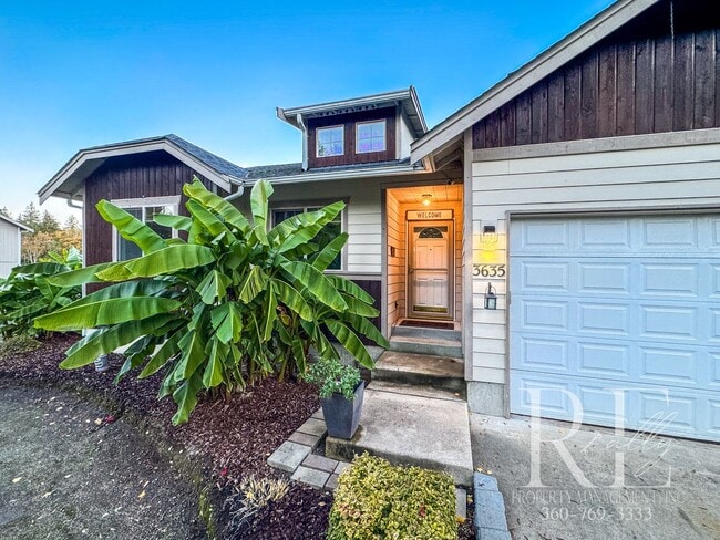 Single Story, Tranquil Gardens, 3-Car Garage! - Single Story, Tranquil Gardens, 3-Car Garage! House