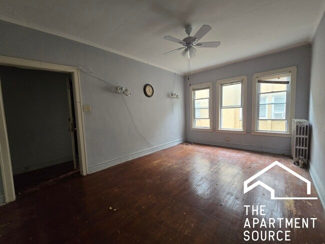 Photo - 4931 N Whipple St Apartment
