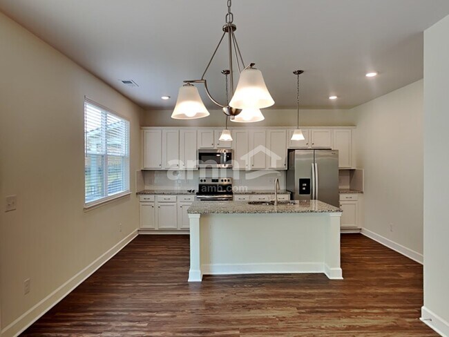 Foto del edificio - 5822 Zurich Rd