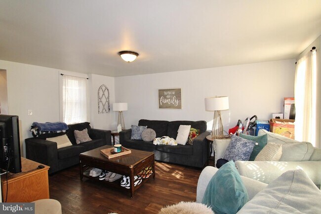 Foto del edificio - 459 High St