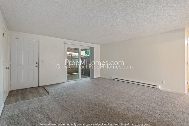 Building Photo - 3283 SW 126th Ave