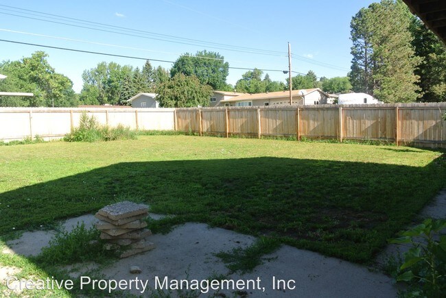 Building Photo - 4 br, 2.5 bath House - 2001 7th Ave NW