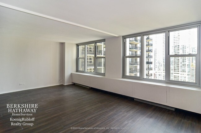 Building Photo - 400 E Randolph