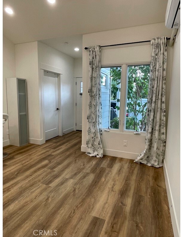 Foto del edificio - 212 N Cornell Ave