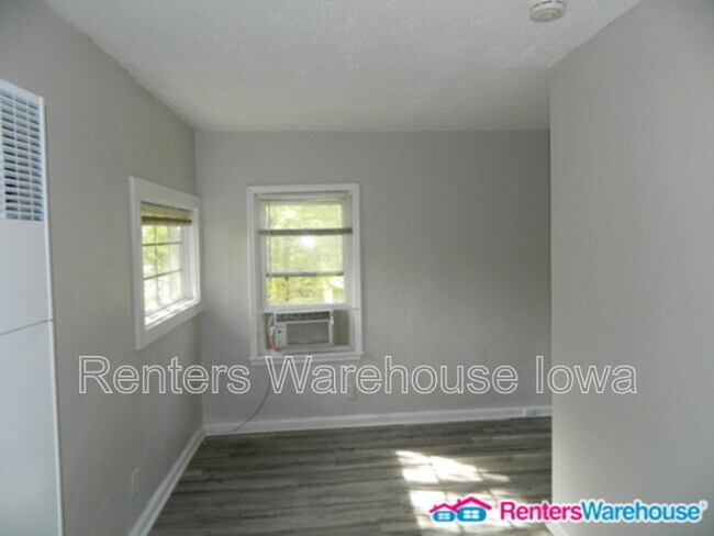 Foto del edificio - 2826 Oxford St