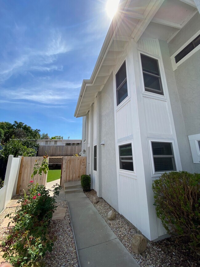 Building Photo - 8320 Ora Belle Ln