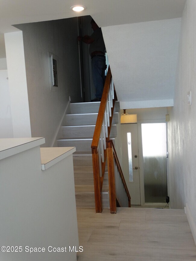 Foto del edificio - 5050 Ocean Beach Blvd