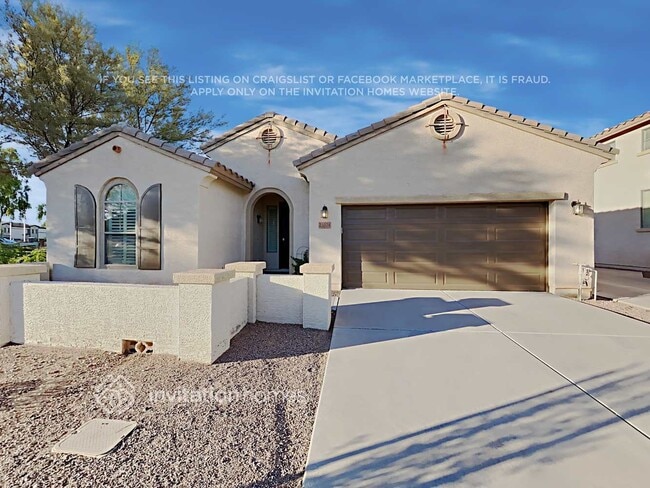 Building Photo - 21024 E Stonecrest Dr