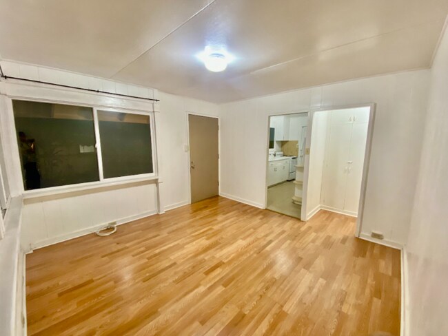 Foto del edificio - 182 Lakeview Cir