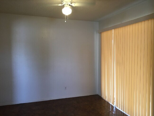 Foto del edificio - 7722 Barton St