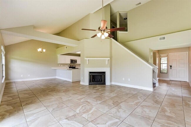 Foto del edificio - 477 Amethyst Way
