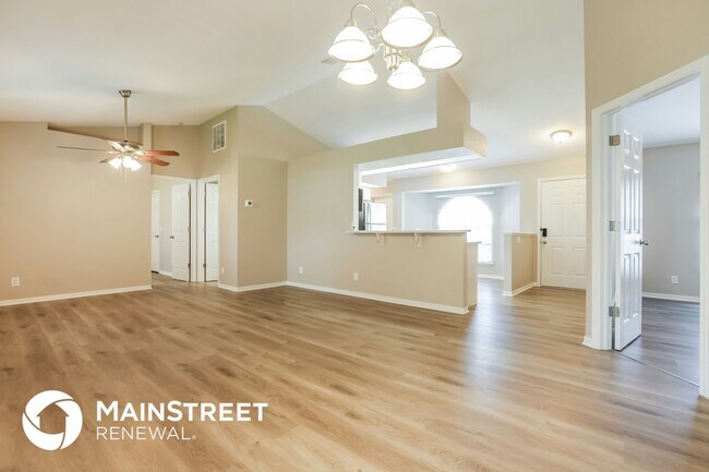 Building Photo - 4701 Brickell Dr