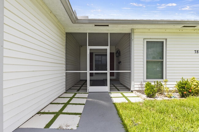 Building Photo - 7811 NW 68th Ave