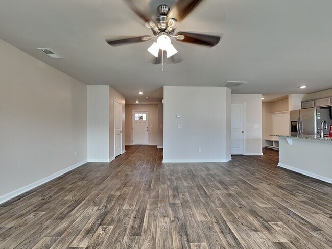 Building Photo - 27 Blue Fescue Way