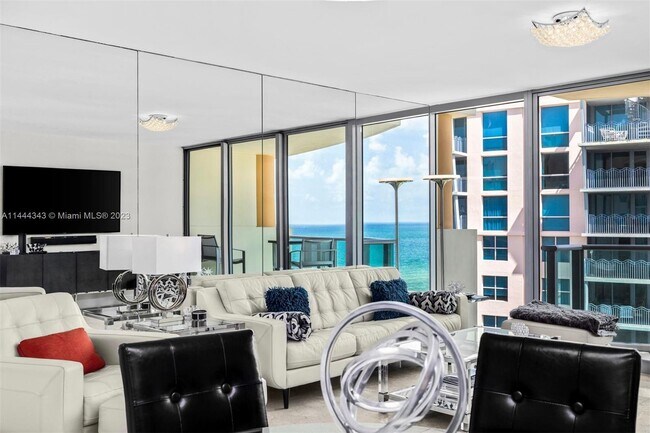 Building Photo - 1455 Ocean Dr