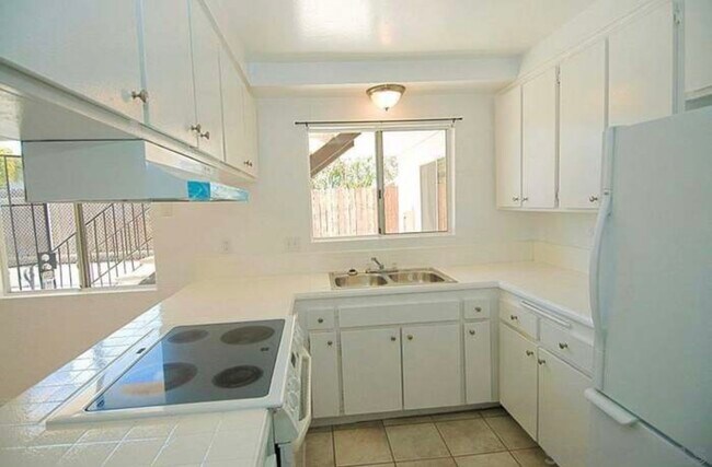 Foto del edificio - 5337 Groveland Dr