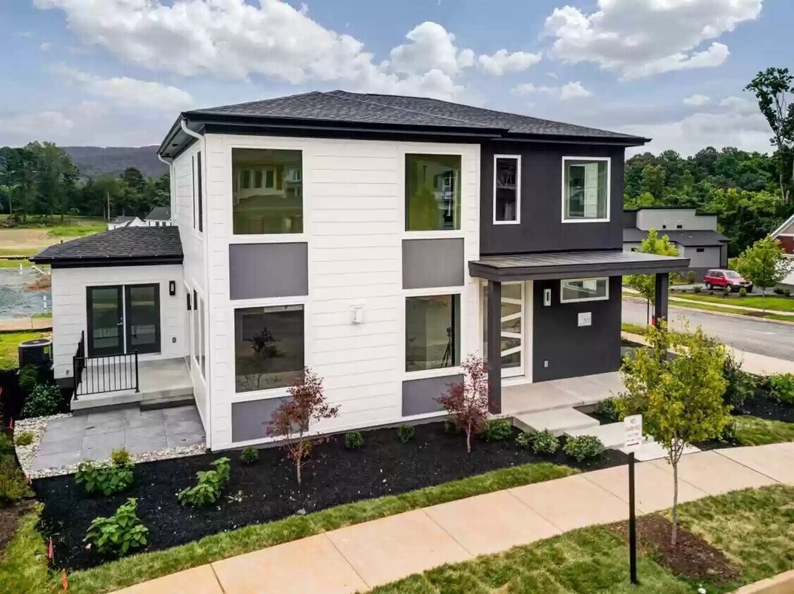 532 St, Charlottesville, VA 22901 House Rental in