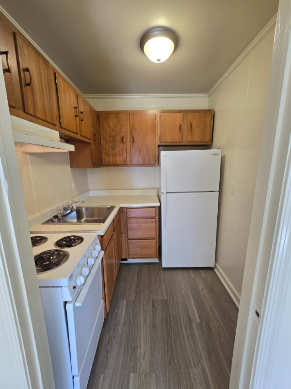 Foto del edificio - 6100 Strathmore Rd