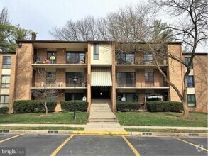 Building Photo - 13215 Dairymaid Dr