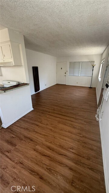 Foto principal - 651 E Italia St