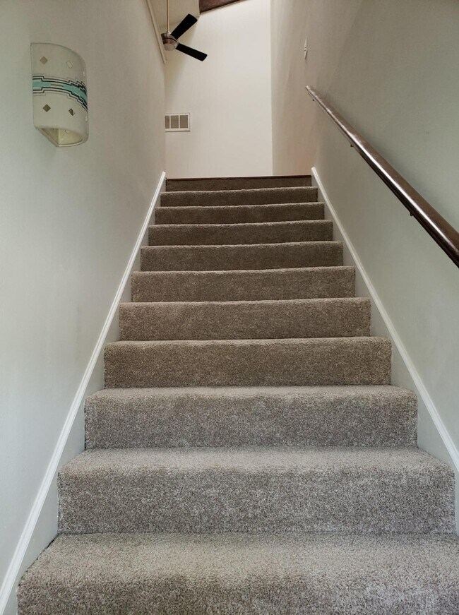 3501 Juan Tabo Blvd NE Unit M2, Albuquerque, NM 87111 Condo for Rent