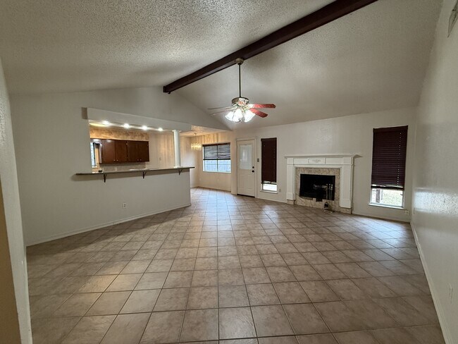 Foto del edificio - 9495 Landis Dr