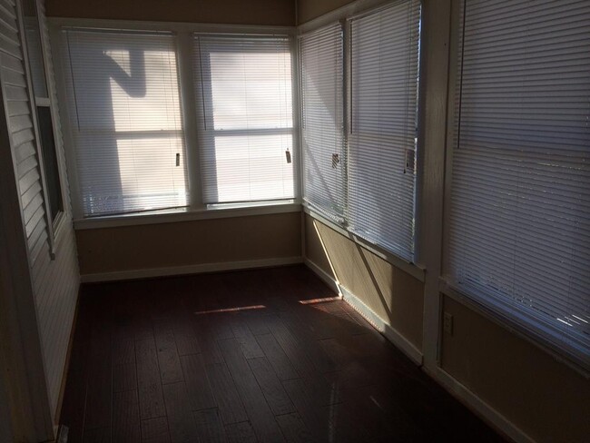 Foto del edificio - 403 S 7th St