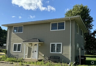 Building Photo - 106 West St