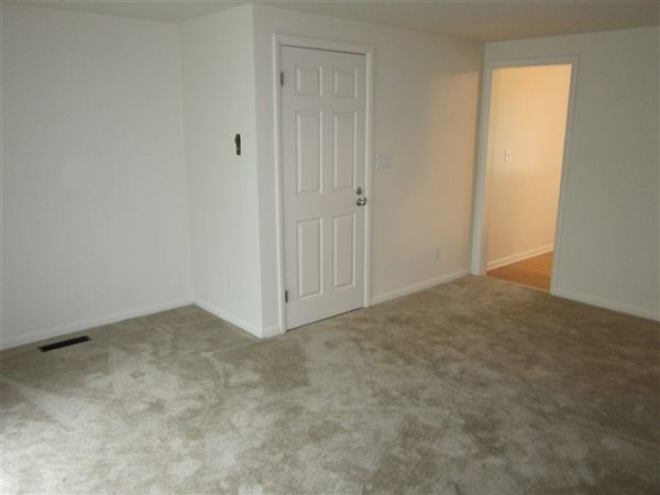 Building Photo - 528 Neff Ln