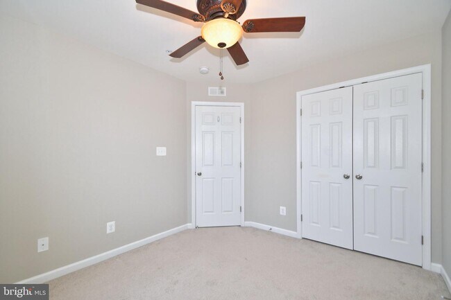 Building Photo - 1328 Millar Rd