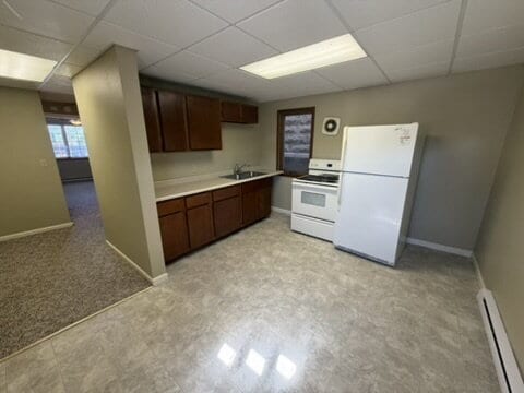 Building Photo - Available Now!! 1 Bedroom, 1 Bathroom Apartment For Rent Downtown Osseo with A View!