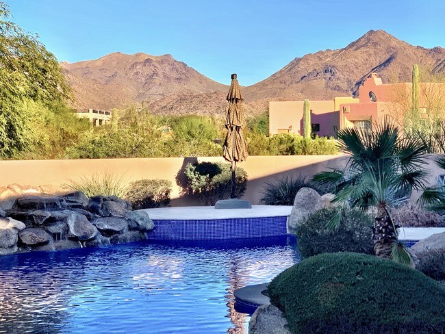 Foto del edificio - 8846 E Rimrock Dr