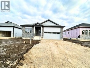 Building Photo - 155 Ellen St