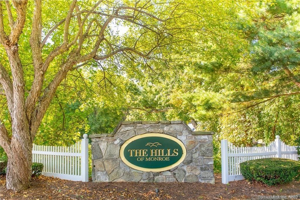 Foto principal - 211 Windgate Cir