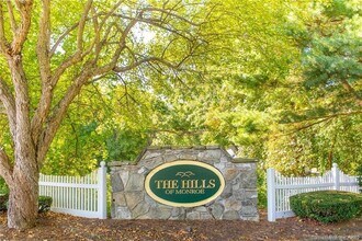 Building Photo - 211 Windgate Cir