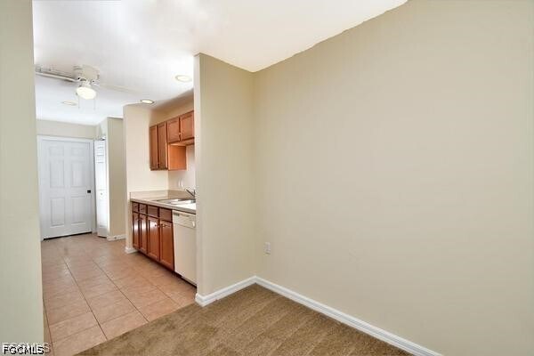 Foto del edificio - 1062 Countess Ave