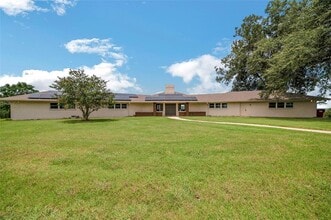 Building Photo - 520 Double Eagle Rnch Dr