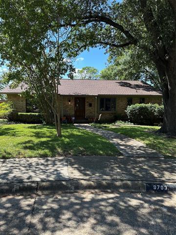 Foto principal - 9703 Elmcrest Dr