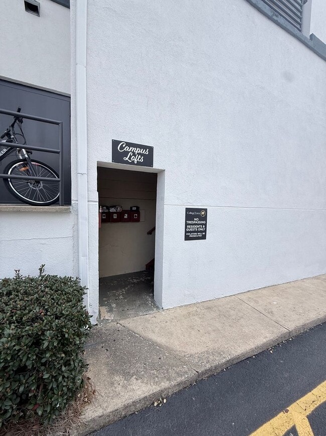 Building Photo - Campus Lofts | Elevated Living Near Everything