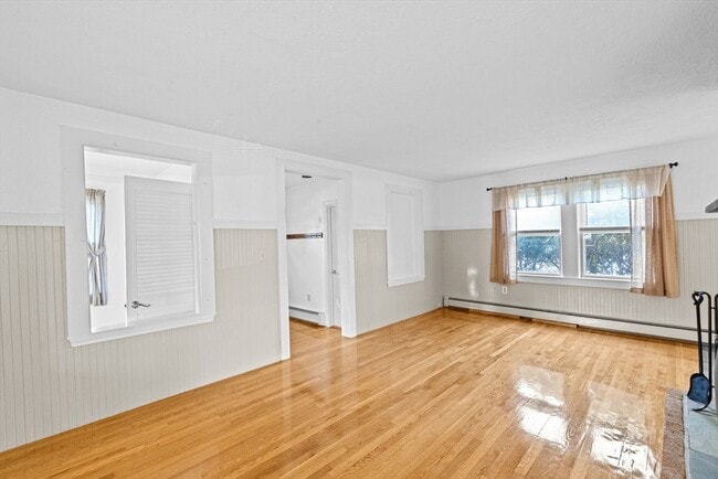 Foto del edificio - 80 Barker Rd
