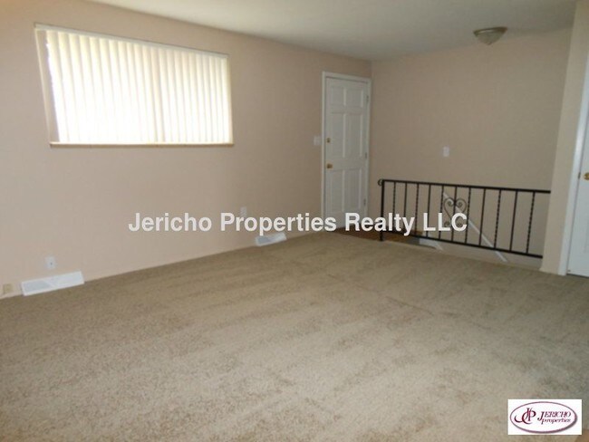 Foto del edificio - 1065 S Yarrow St