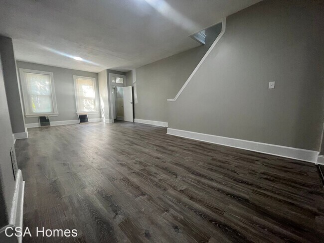 Foto del edificio - 3 br, 1 bath House - 639 Walnut St