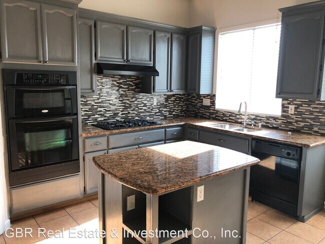 Foto del edificio - 4 br, 2.5 bath House - 1113 Halidon Way