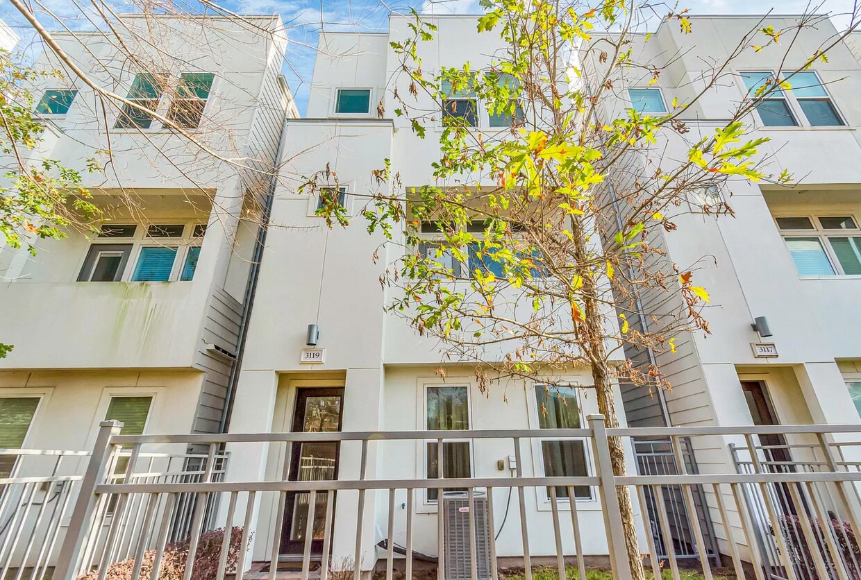 3119 Leeland St, Houston, TX 77003 Townhome Rentals in Houston TX