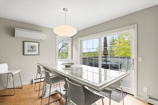 Foto del edificio - 32 Eagle Nest Rd